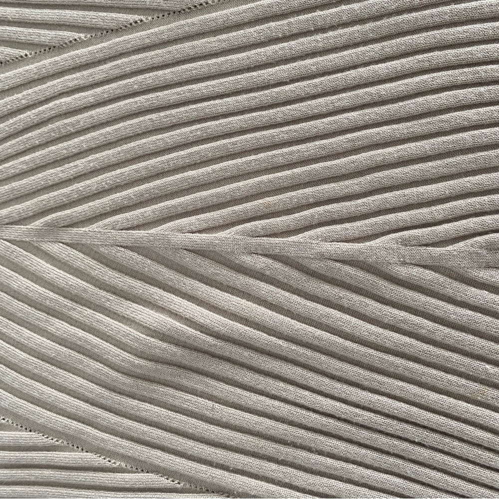 Beige Ribbed Sweater - Picture 4 of 5